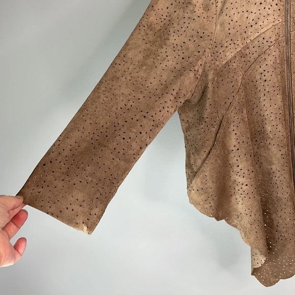 BCBGMAXAZRIA Perforated Faux Suede Crop Jacket Mocha Draped Front 3/4 Sleeves L - Picture 6 of 13